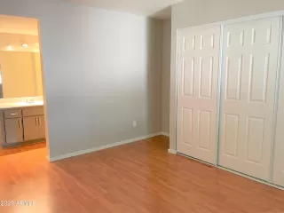 Photo #6: 6511748 Listing 