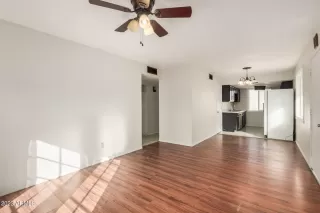 Photo #5: 6512308 Listing