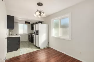 Photo #6: 6512308 Listing