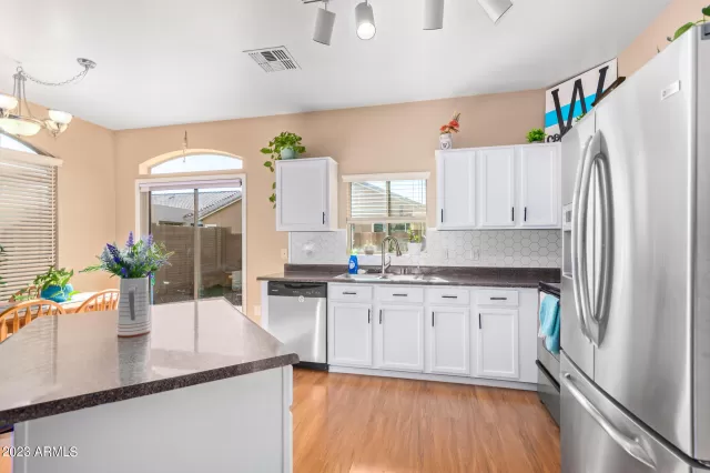 MLS: 6512329 Condo For Sale