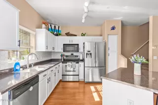 Photo #1: 6512329 Listing