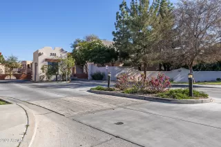 Photo #2: 6512348 Listing