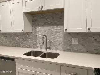 Photo #6: 6512441 Listing