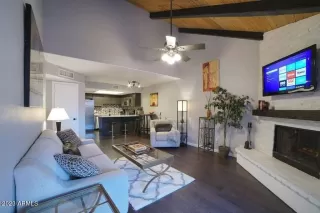 Photo #2: 6512495 Listing 