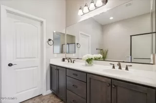 Photo #6: 6512586 Listing 