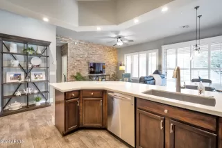 Photo #1: 6512839 Listing 