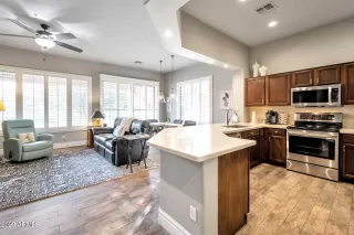 Photo #2: 6512839 Listing 
