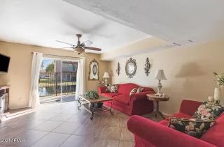 Photo #2: 6512965 Listing