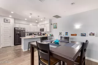 Photo #6: 6513111 Listing