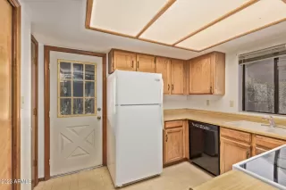 Photo #6: 6513231 Listing 