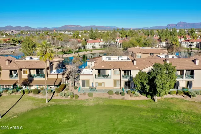 MLS: 6513280 Condo For Sale