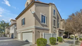 Photo #2: 6513366 Listing