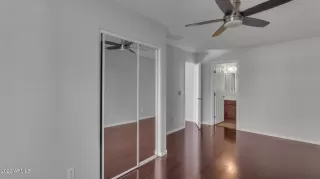 Photo #5: 6513366 Listing