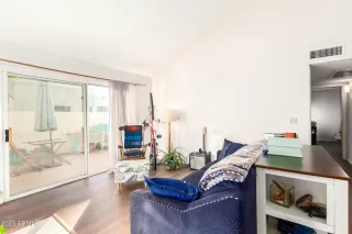 Photo #4: 6513444 Listing