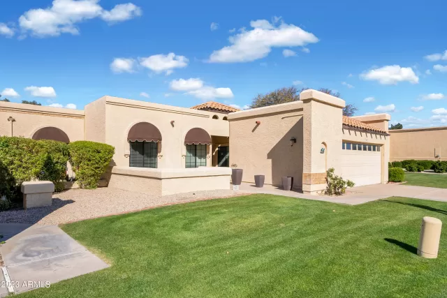 MLS: 6513691 Condo For Sale