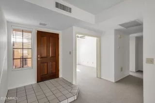 Photo #5: 6513691 Listing