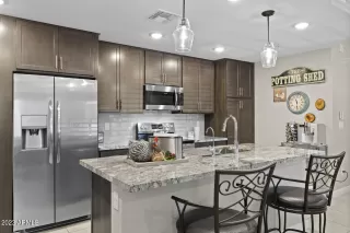 Photo #5: 6513694 Listing 