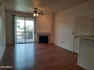 Photo #5: 6513819 Listing