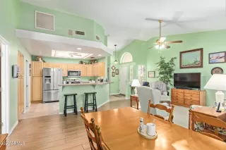 Photo #3: 6513824 Listing 