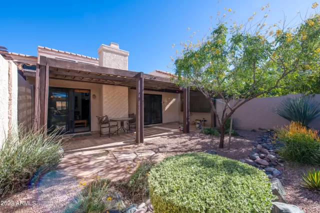 MLS: 6513849 Condo For Sale