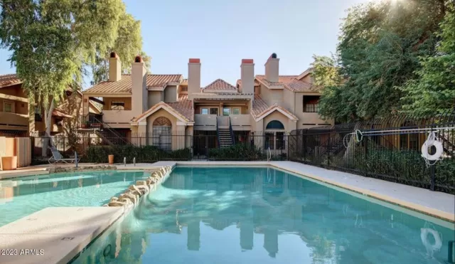 MLS: 6514341 Condo For Sale