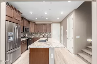 Photo #3: 6514565 Listing