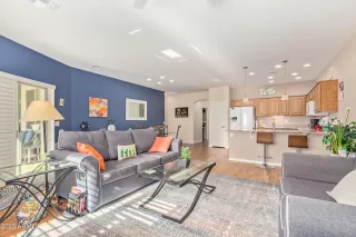 Photo #3: 6514634 Listing