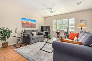 Photo #4: 6514634 Listing