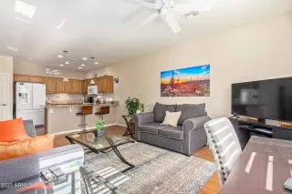 Photo #6: 6514634 Listing