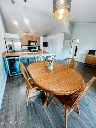 Photo #6: 6514638 Listing