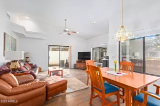 Photo #3: 6514719 Listing