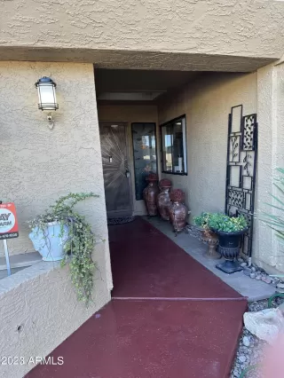 Photo #4: 6515097 Listing