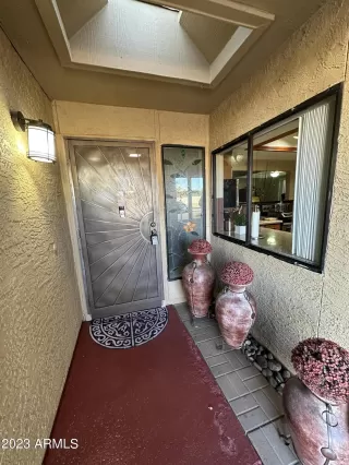 Photo #5: 6515097 Listing