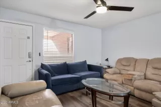 Photo #6: 6515196 Listing 