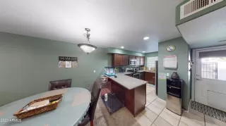 Photo #3: 6515208 Listing