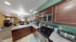 Photo #5: 6515208 Listing