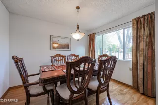 Photo #6: 6515209 Listing