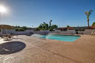 Photo #3: 6515302 Listing