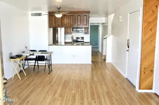 Photo #3: 6515936 Listing