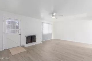 Photo #3: 6516126 Listing