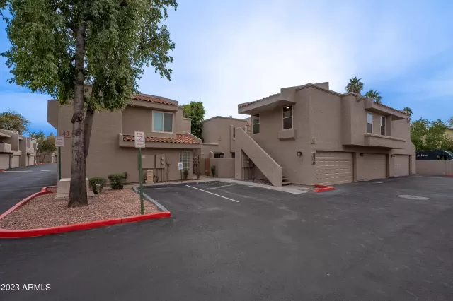 MLS: 6516383 Condo For Sale