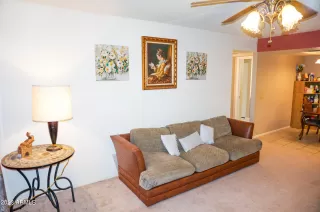 Photo #3: 6516485 Listing