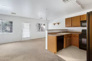 Photo #2: 6516519 Listing 