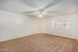 Photo #5: 6516533 Listing