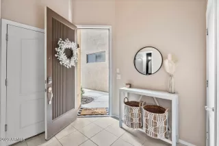 Photo #2: 6516542 Listing