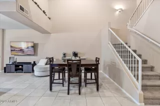 Photo #3: 6516542 Listing