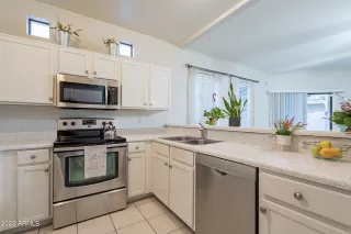 Photo #6: 6516711 Listing 