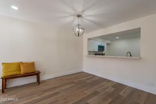 Photo #4: 6516805 Listing