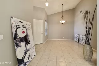 Photo #3: 6517259 Listing