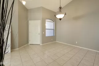 Photo #4: 6517259 Listing